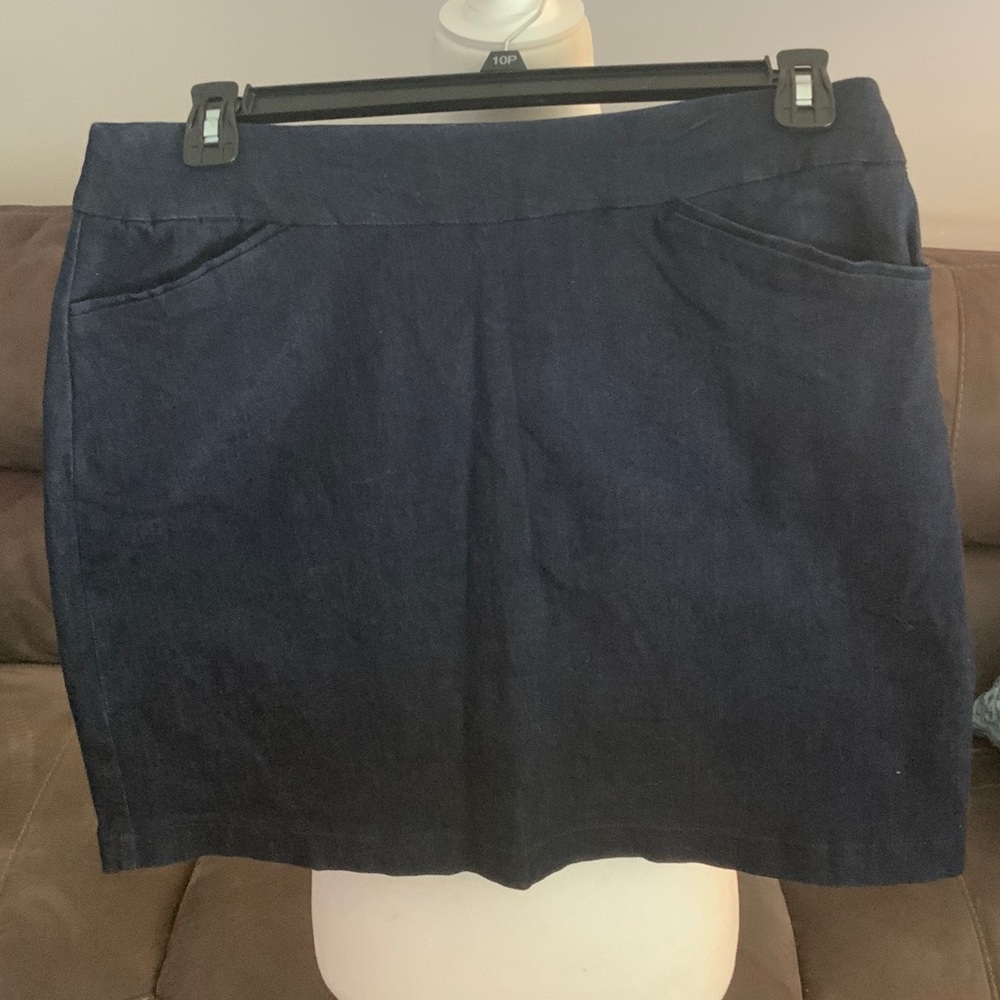 Croft & Barrow Dark Blue Mini Skort